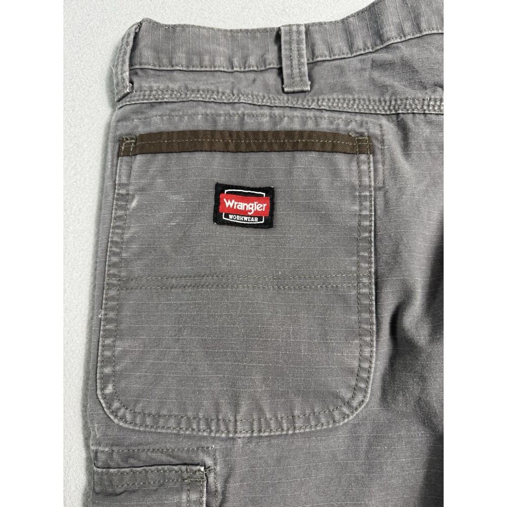 Wrangler Workwear Cargo Shorts Gray Ripstop Men’s Size 40 Utility Hiking Casual - Picture 9 of 16